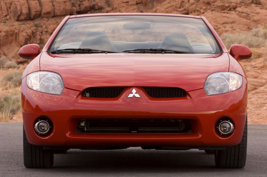  Mitsubishi Eclipse 2009 года  (фото 180 из 205)